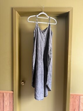 Zenana Outfitters Washed Gray Cropped Jumpsuit PTP 19